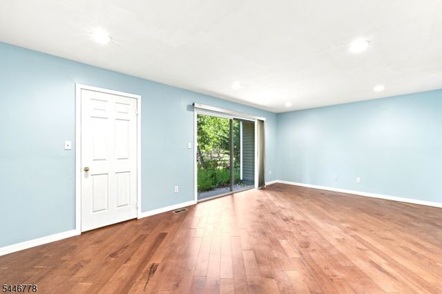 350 Greenfield Rd, Bridgewater Twp., NJ 08807