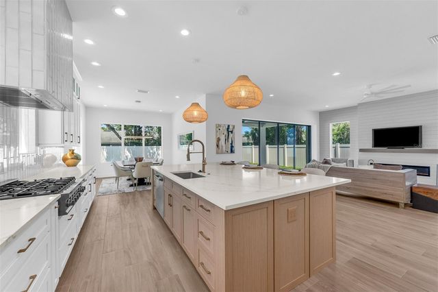 1523 MILLER AVENUE, Winter Park, FL 32789