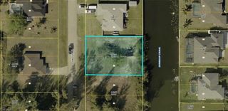 947 SW 15th PL, Cape Coral, FL 33991