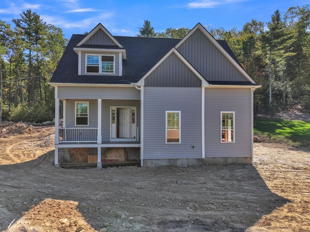 18 Lakeshore Drive, Douglas, MA 01516