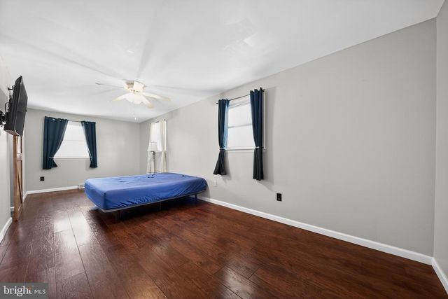 120 FISH POND RD, Sewell, NJ 08080