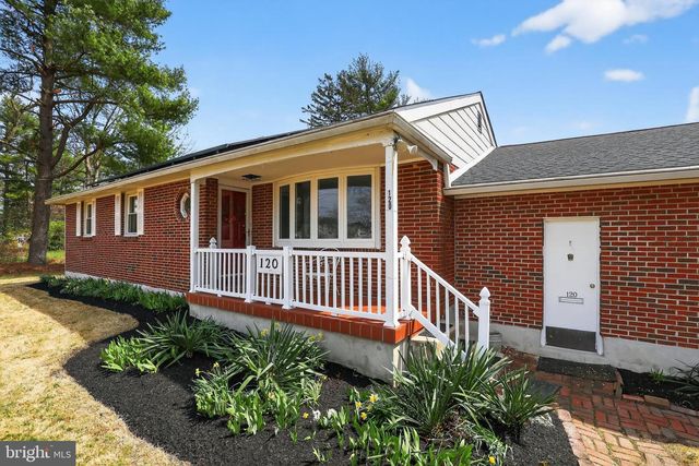 120 FISH POND RD, Sewell, NJ 08080