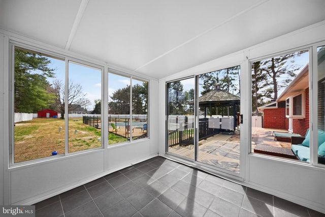 120 FISH POND RD, Sewell, NJ 08080