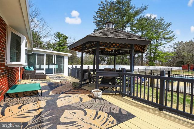 120 FISH POND RD, Sewell, NJ 08080