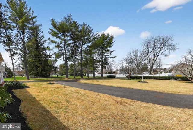 120 FISH POND RD, Sewell, NJ 08080