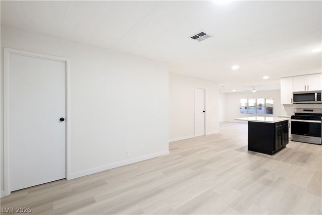 3615 Jewel Cave Drive, Las Vegas, NV 89122