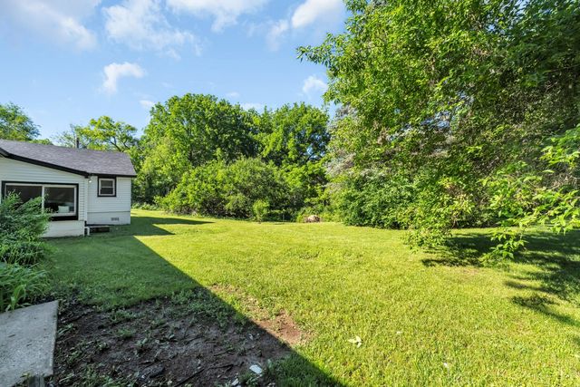 27283 W Nippersink Road, Ingleside, IL 60041