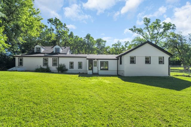 27283 W Nippersink Road, Ingleside, IL 60041
