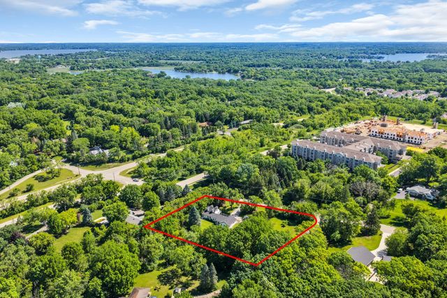 27283 W Nippersink Road, Ingleside, IL 60041