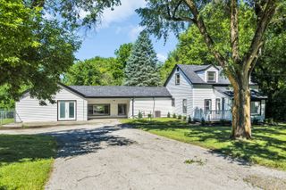 27283 W Nippersink Road, Ingleside, IL 60041