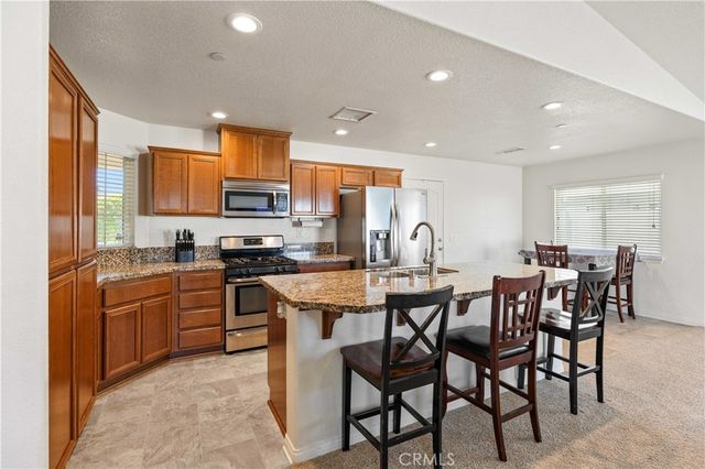 2225 Hurley Way, Palmdale, CA 93550