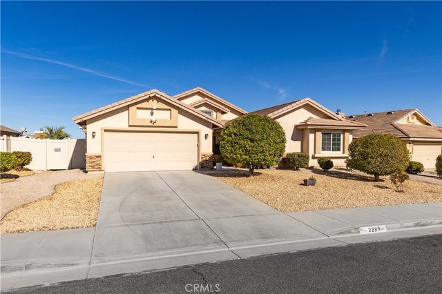 2225 Hurley Way, Palmdale, CA 93550