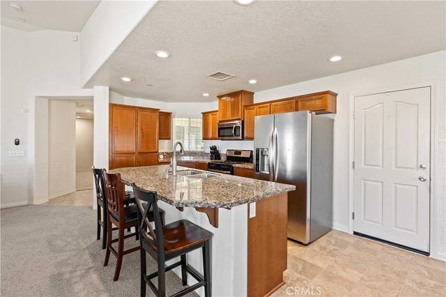 2225 Hurley Way, Palmdale, CA 93550