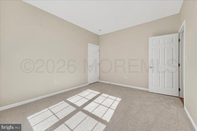 7 Allister Lane, Columbus, NJ 08022