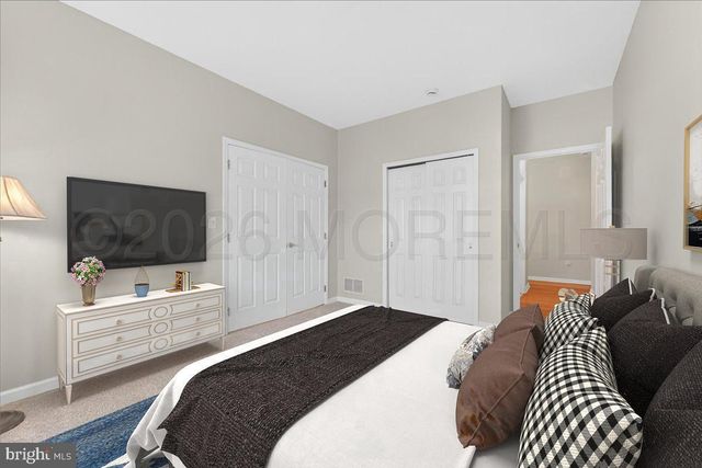 7 Allister Lane, Columbus, NJ 08022