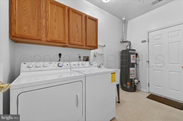 7 Allister Lane, Columbus, NJ 08022