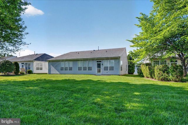 7 Allister Lane, Columbus, NJ 08022