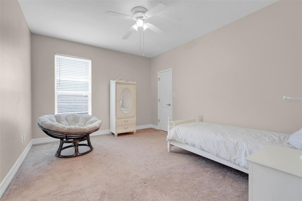 Image 43 of property listing at 3405 BELLINGTON DRIVE, Orlando, FL 32835