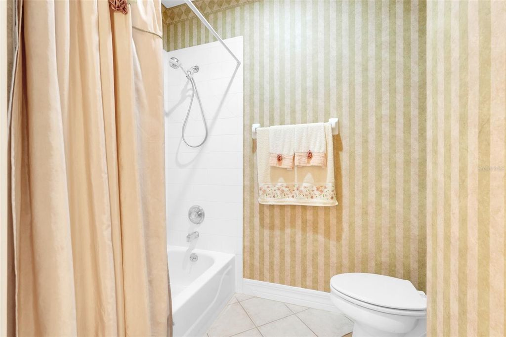 Image 49 of property listing at 3405 BELLINGTON DRIVE, Orlando, FL 32835