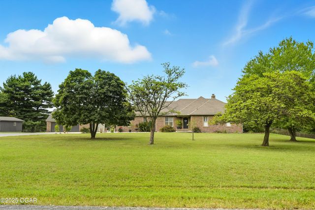 1977 Hammer Lane, Carthage, MO 64836