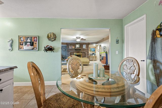 1977 Hammer Lane, Carthage, MO 64836