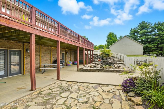 1977 Hammer Lane, Carthage, MO 64836