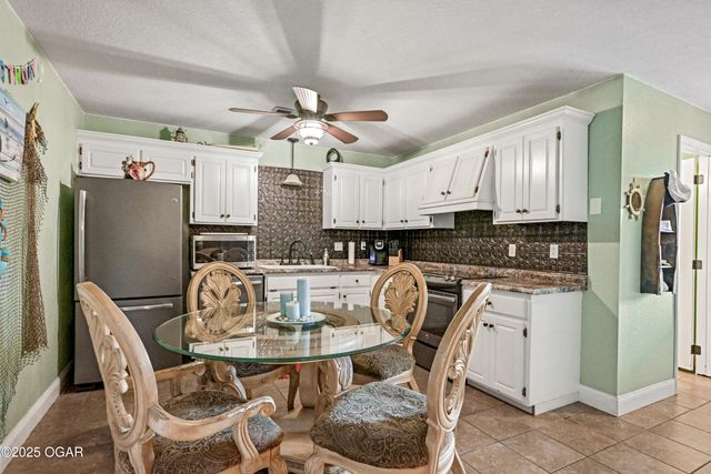 1977 Hammer Lane, Carthage, MO 64836