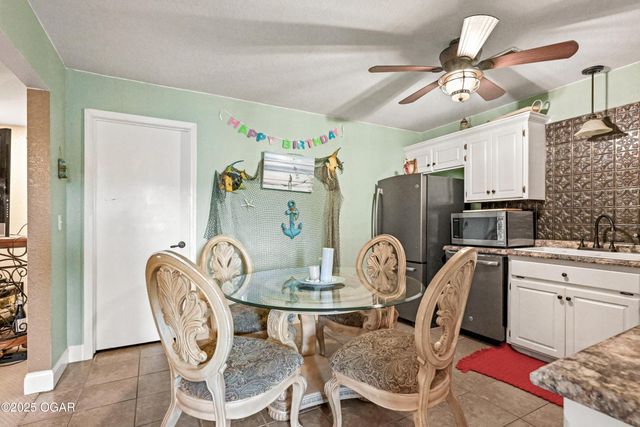 1977 Hammer Lane, Carthage, MO 64836