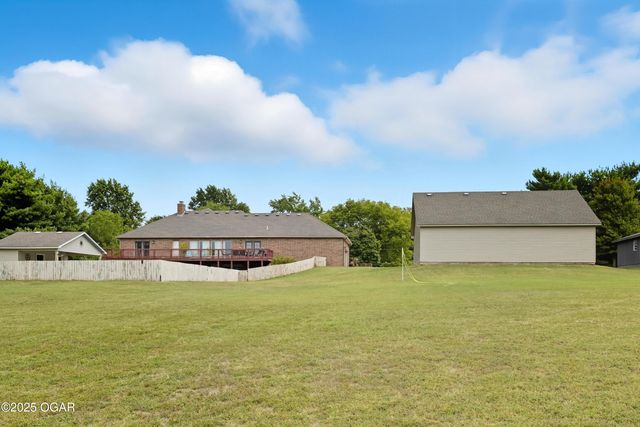 1977 Hammer Lane, Carthage, MO 64836