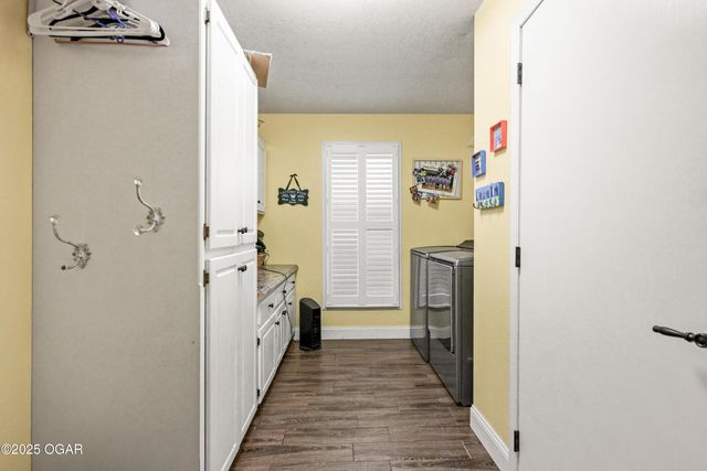 1977 Hammer Lane, Carthage, MO 64836