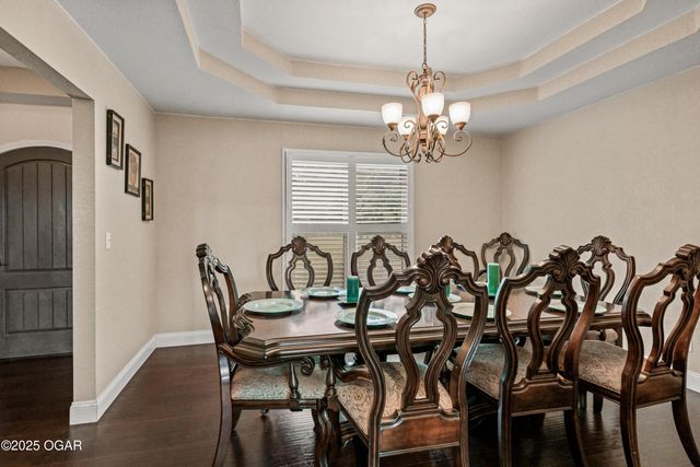 1977 Hammer Lane, Carthage, MO 64836