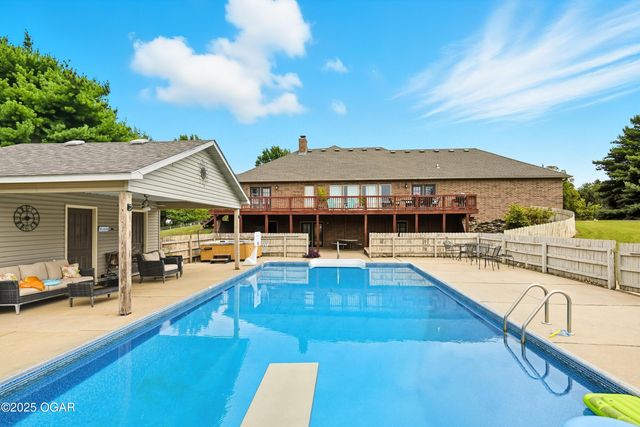 1977 Hammer Lane, Carthage, MO 64836