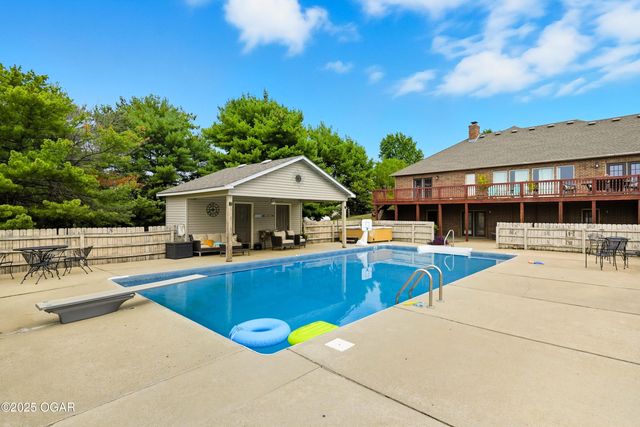 1977 Hammer Lane, Carthage, MO 64836