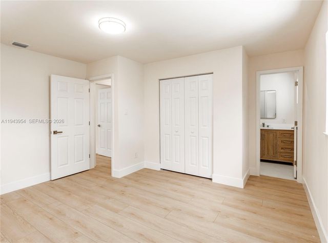 254 SW 4th St, Dania Beach, FL 33004