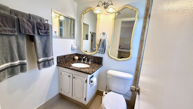21 Newport B Court, Deerfield Beach, FL 33442