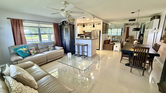 21 Newport B Court, Deerfield Beach, FL 33442