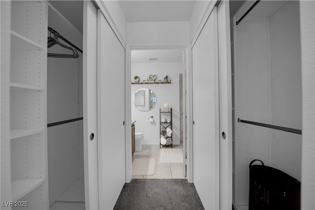 1909 Mountain Hills Court 205, Las Vegas, NV 89128