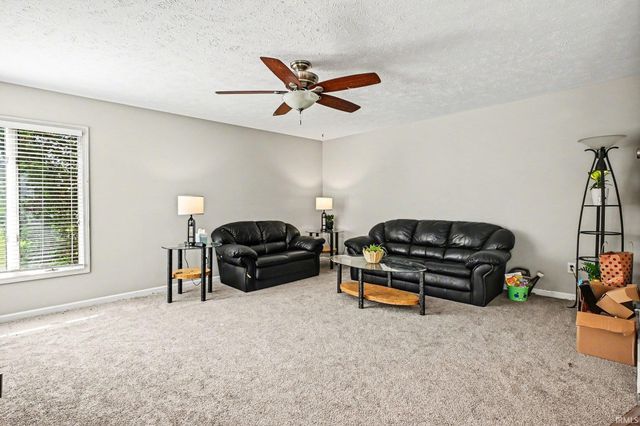 14770 Fairfield St Drive, Granger, IN 46530