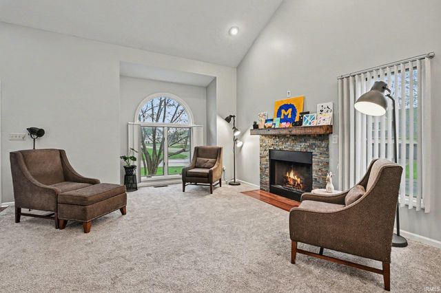14770 Fairfield St Drive, Granger, IN 46530