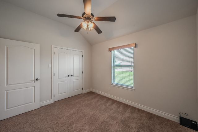 105 Briar Meadows Circle, Azle, TX 76020
