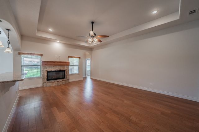 105 Briar Meadows Circle, Azle, TX 76020