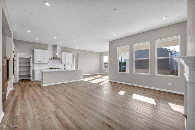 35981 Baldauf Crossing, North Ridgeville, OH 44039