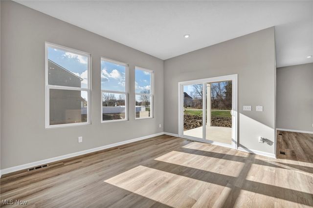 35981 Baldauf Crossing, North Ridgeville, OH 44039