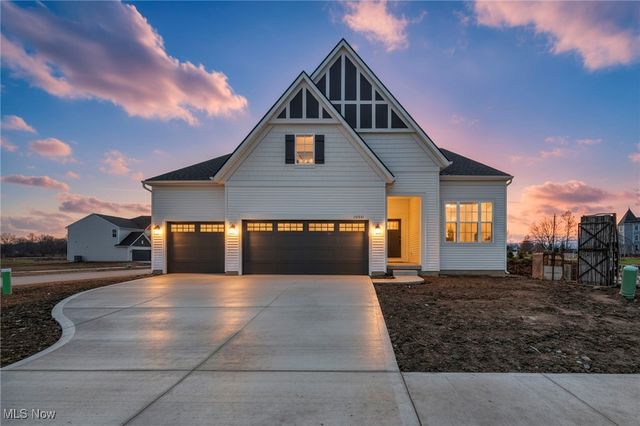 35981 Baldauf Crossing, North Ridgeville, OH 44039