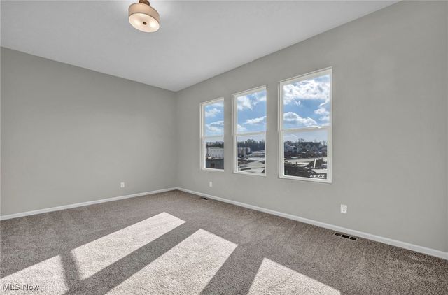 35981 Baldauf Crossing, North Ridgeville, OH 44039