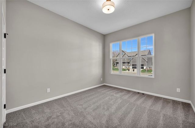 35981 Baldauf Crossing, North Ridgeville, OH 44039