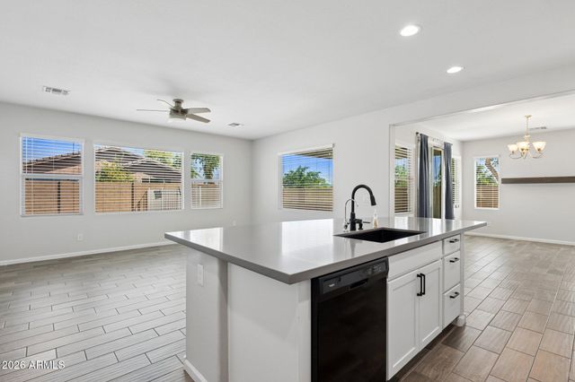 12106 W DESERT MOON Way, Peoria, AZ 85383