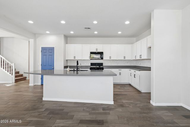 12106 W DESERT MOON Way, Peoria, AZ 85383