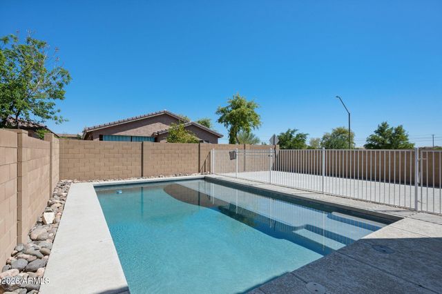 12106 W DESERT MOON Way, Peoria, AZ 85383