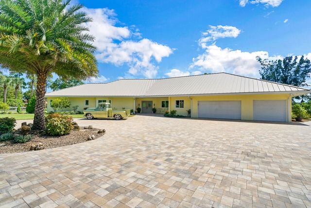 6624 Dillman Road, Greenacres, FL 33413